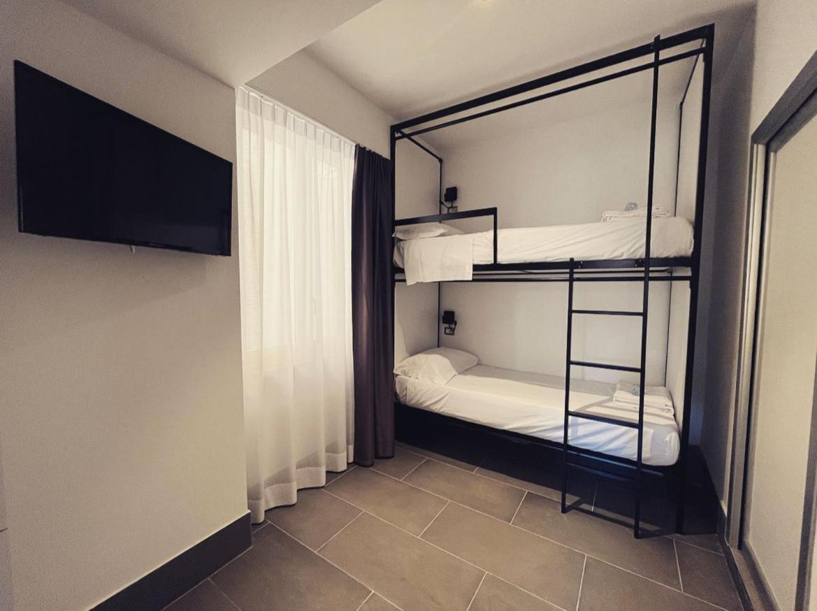 Smart Rooms Naples Luaran gambar