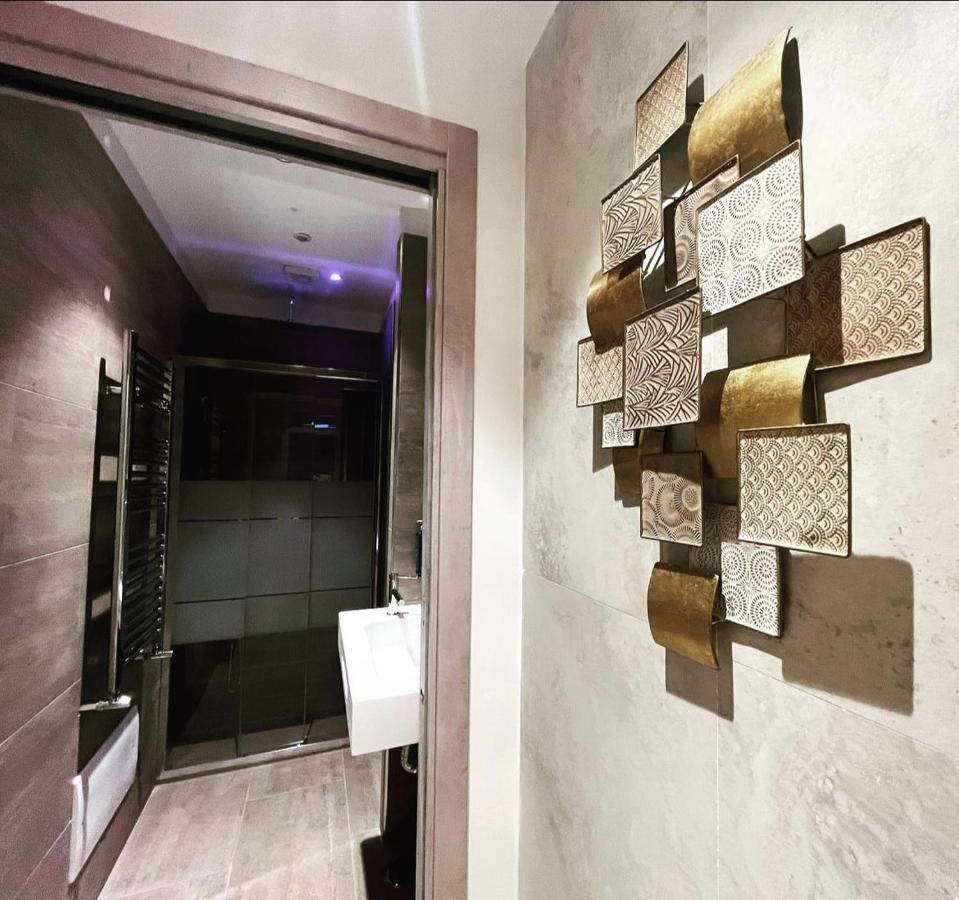 Smart Rooms Naples Luaran gambar